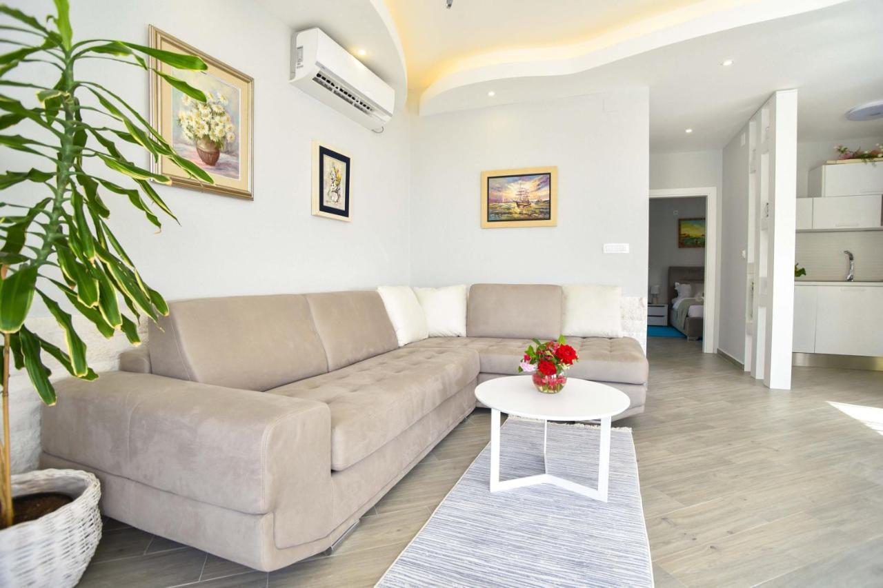 Verbalj Apartment With Swimming Pool Kotor Exterior foto