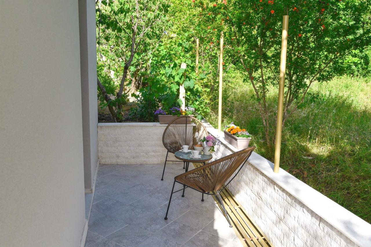 Verbalj Apartment With Swimming Pool Kotor Exterior foto