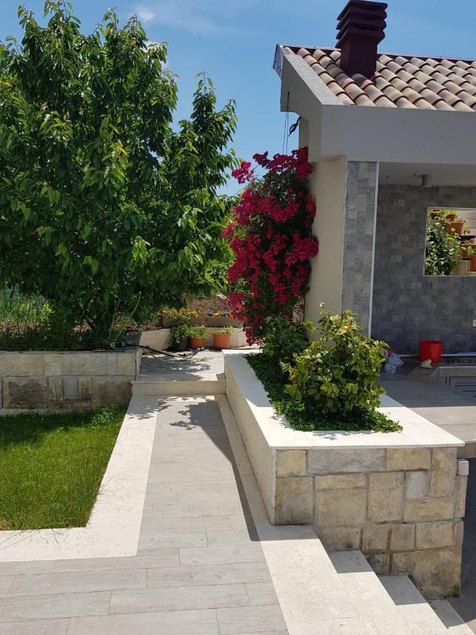 Verbalj Apartment With Swimming Pool Kotor Exterior foto